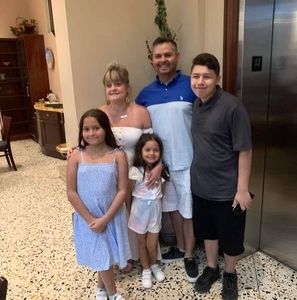 Meet your Posher, Cara